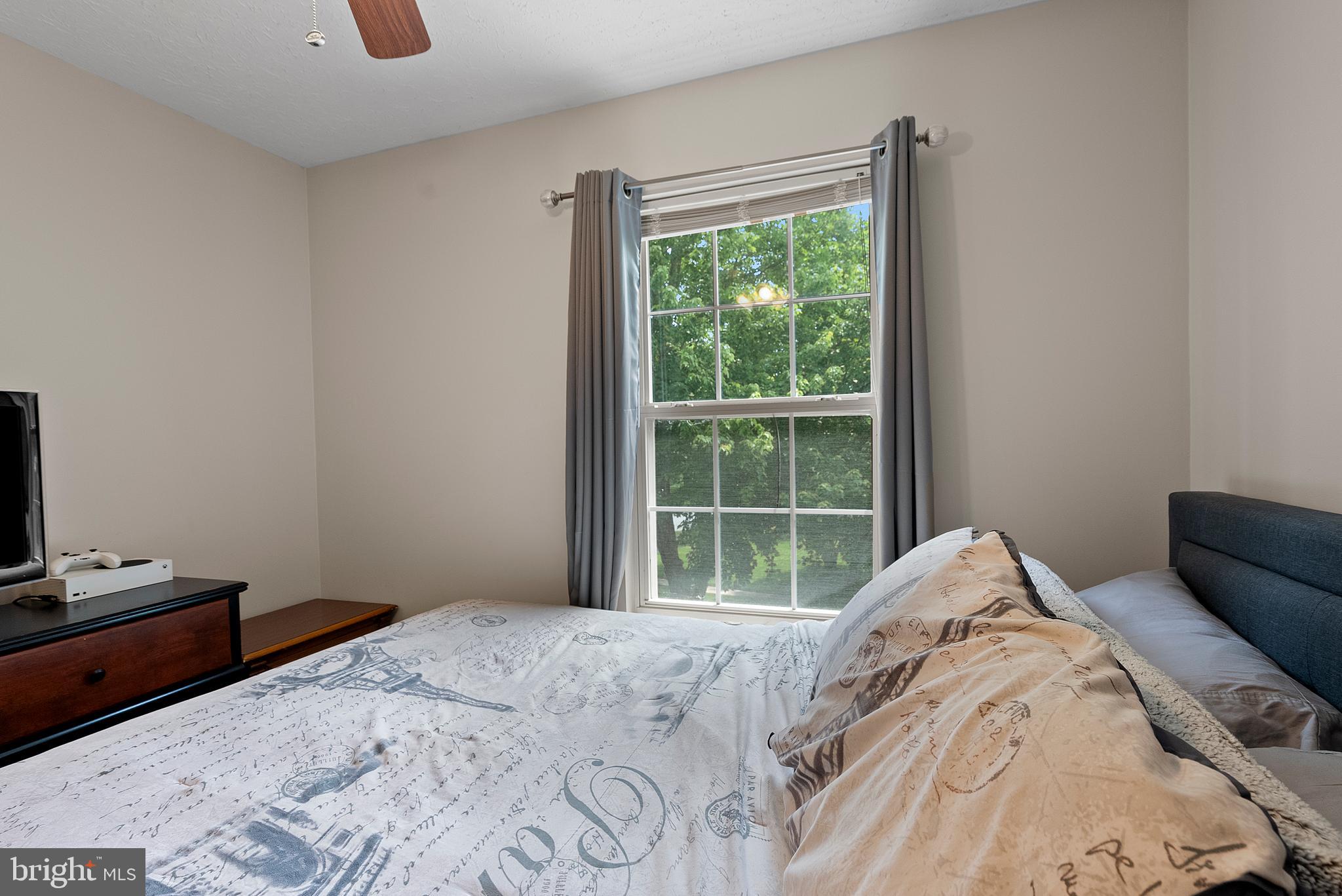 BERRY VALLEY - Residential Lease