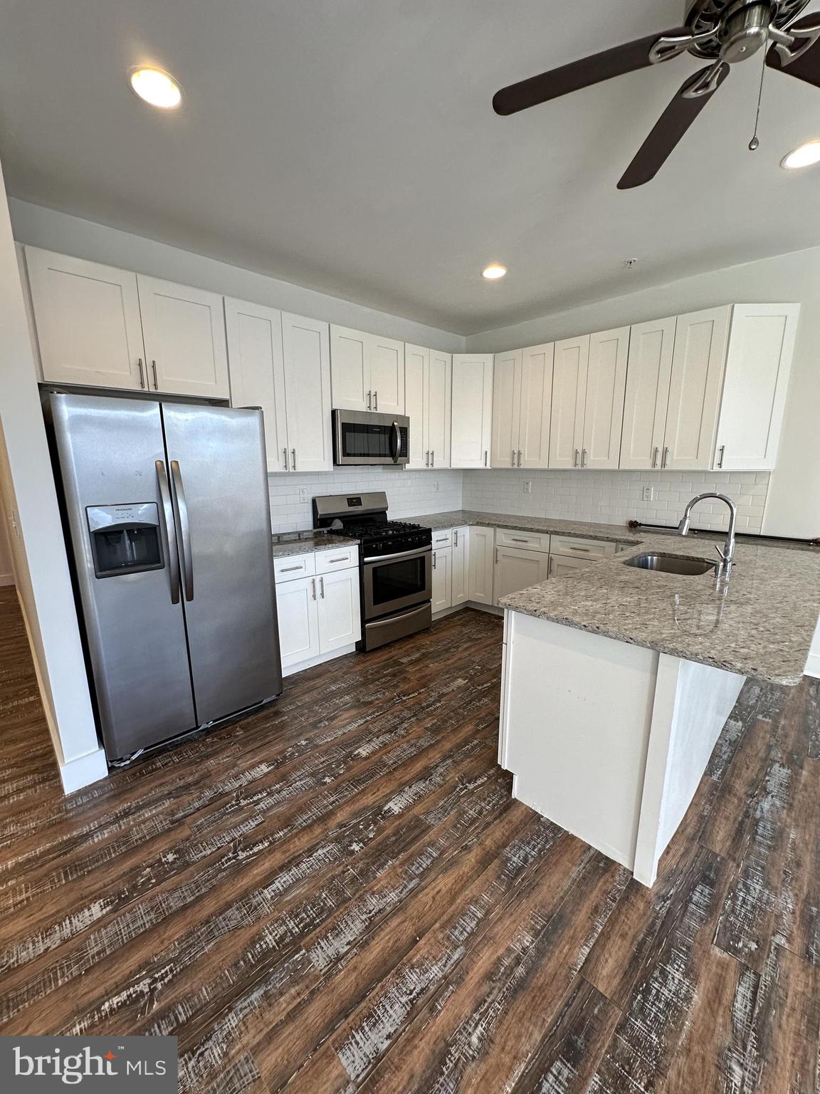 EAST KENSINGTON - Residential Lease