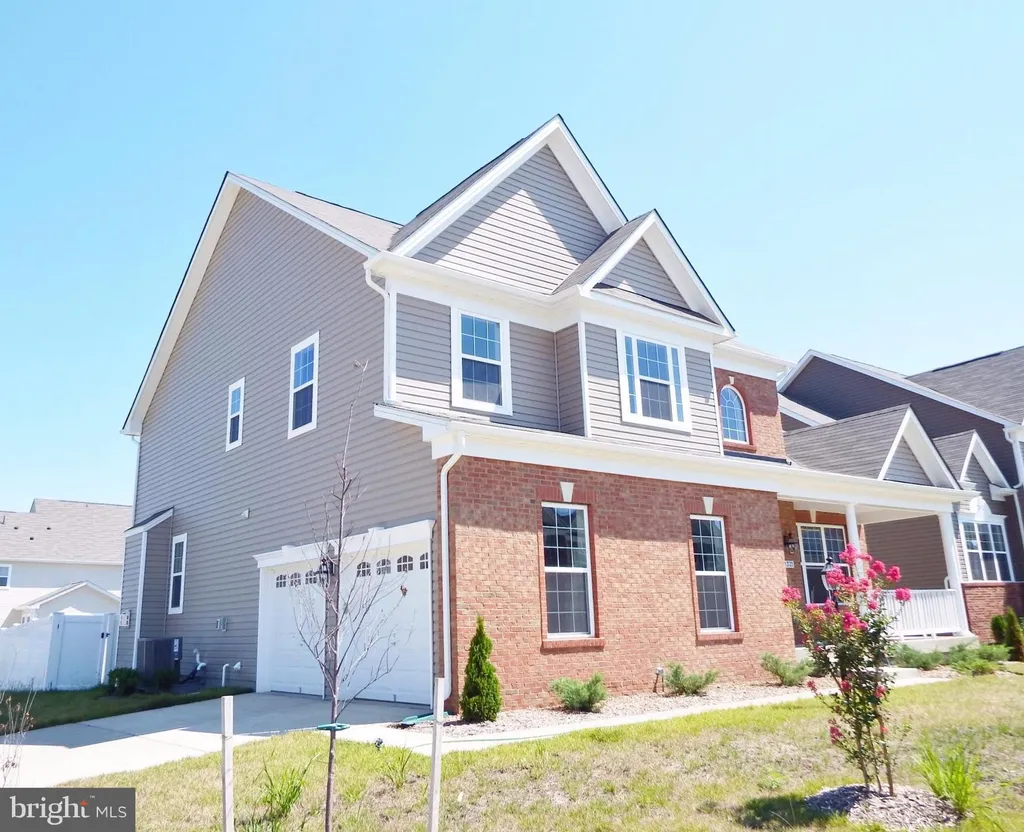 11321 Sierra Lane, White Plains, MD 20695