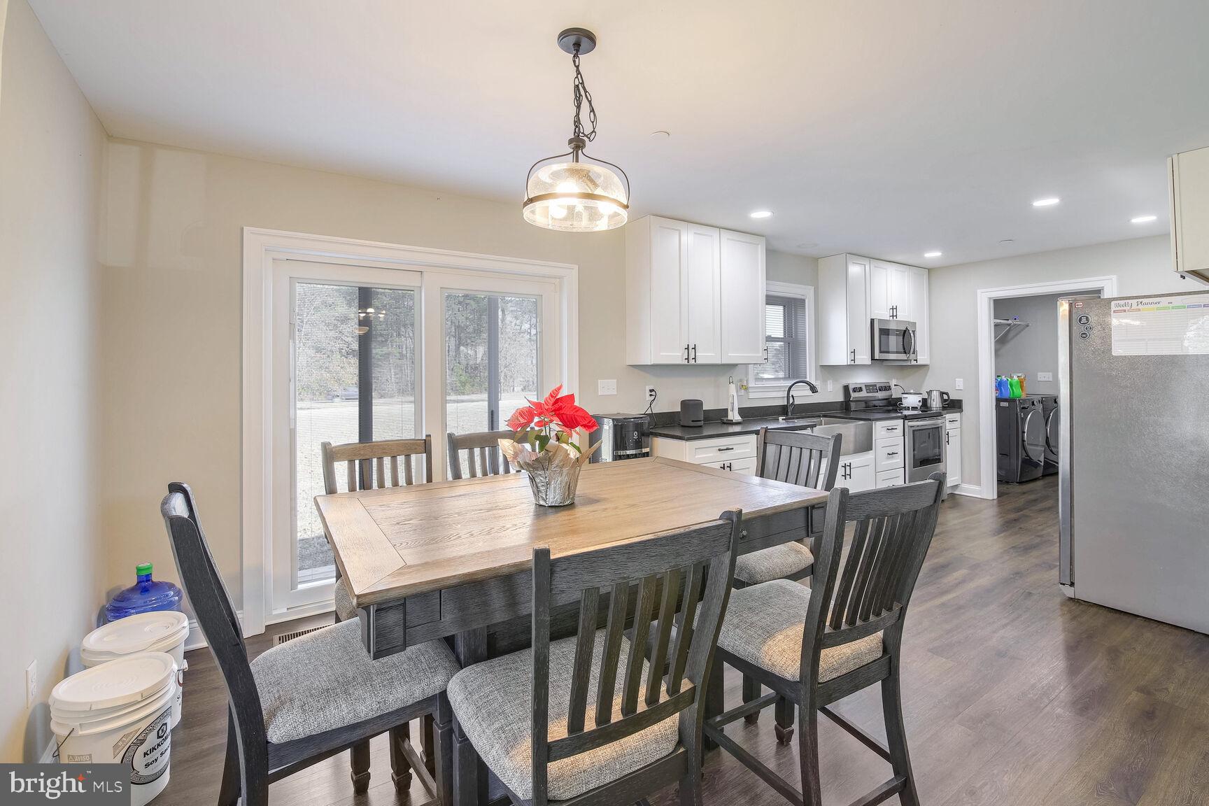 LORDS CROSSING - Residential