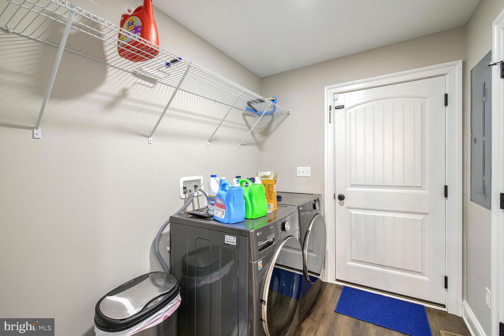 LORDS CROSSING - Residential