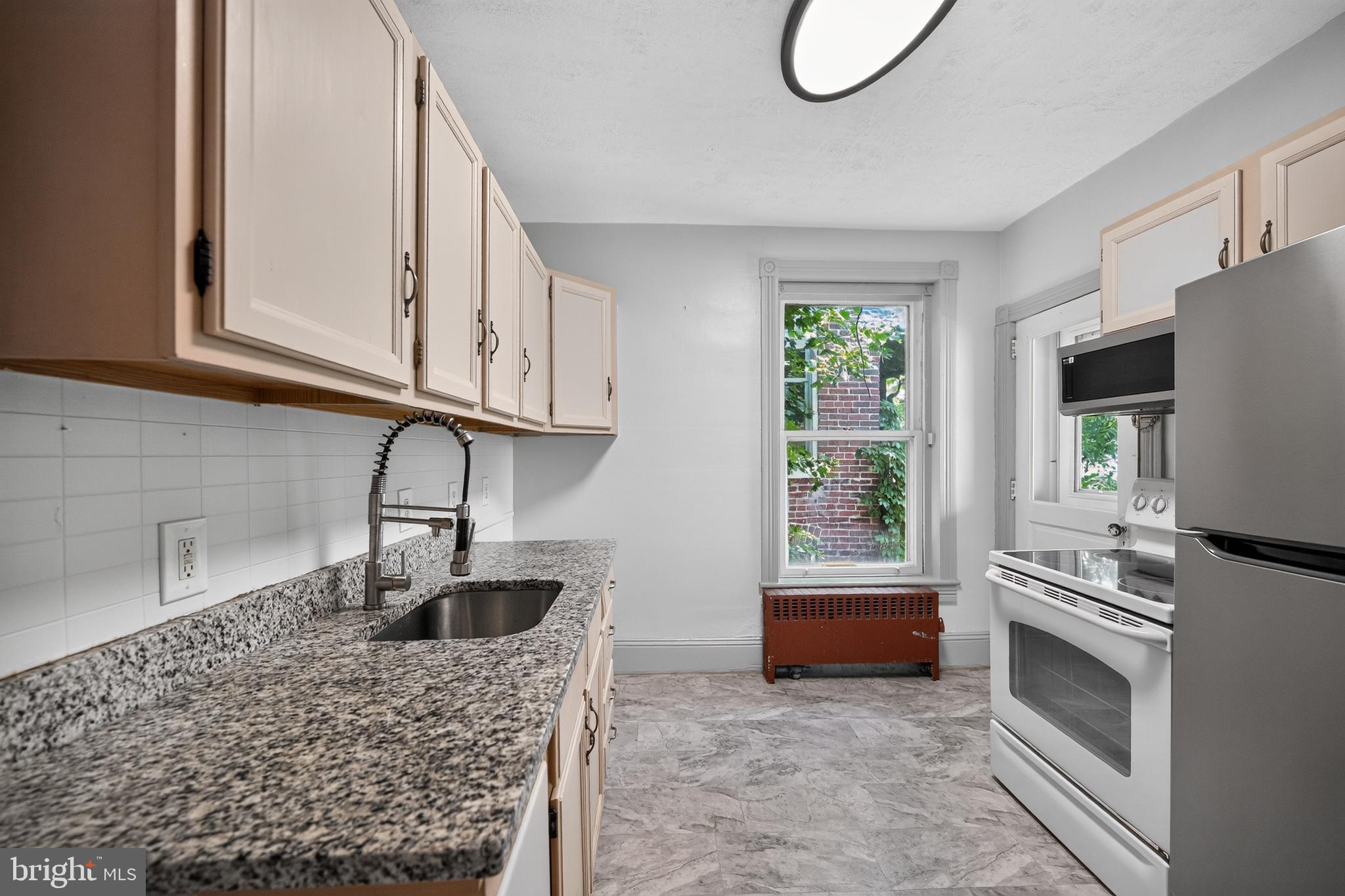 234 E MAUCH CHUNK STREET