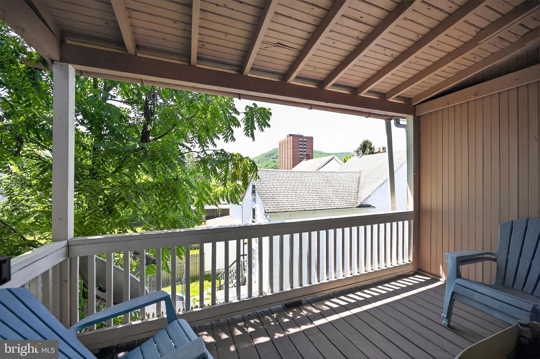 234 E MAUCH CHUNK STREET