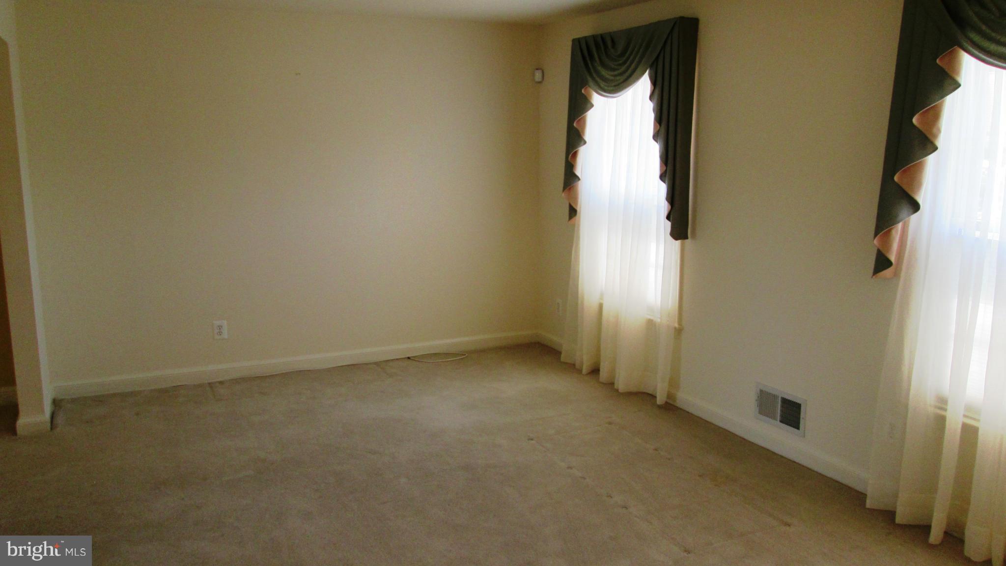 BUSH HILL WOODS - Residential Lease