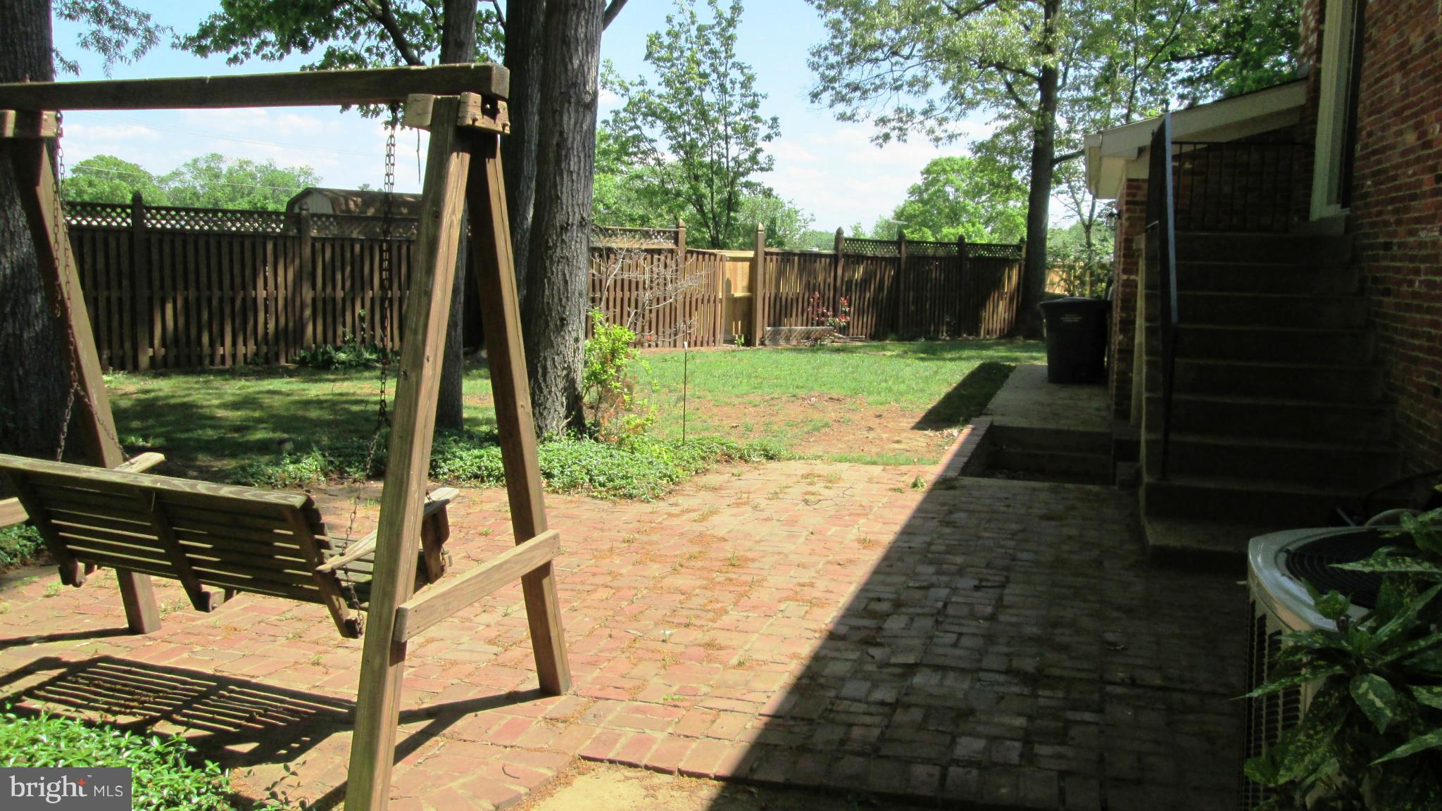 BUSH HILL WOODS - Residential Lease