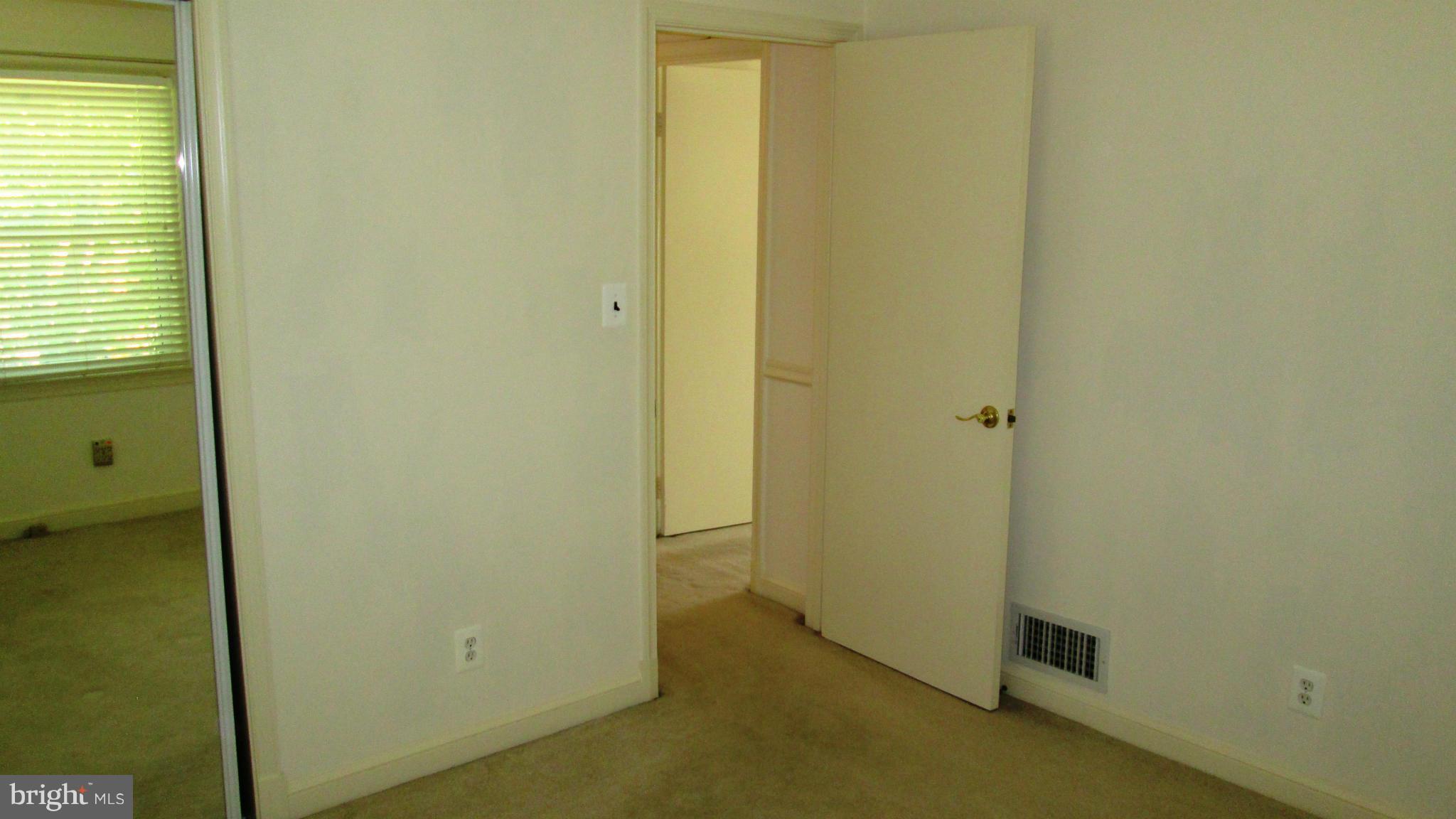 BUSH HILL WOODS - Residential Lease