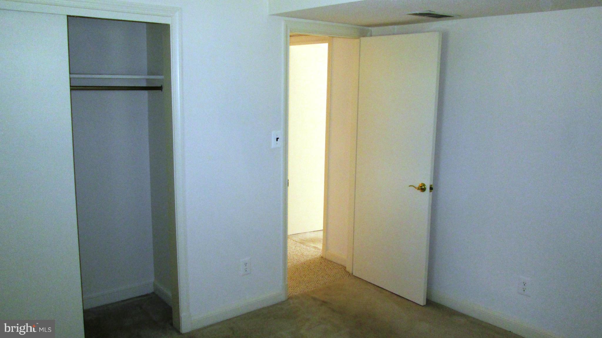 BUSH HILL WOODS - Residential Lease