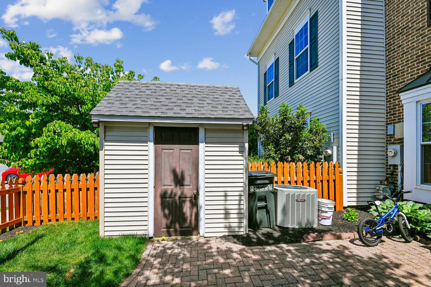 PINEY ORCHARD - Residential
