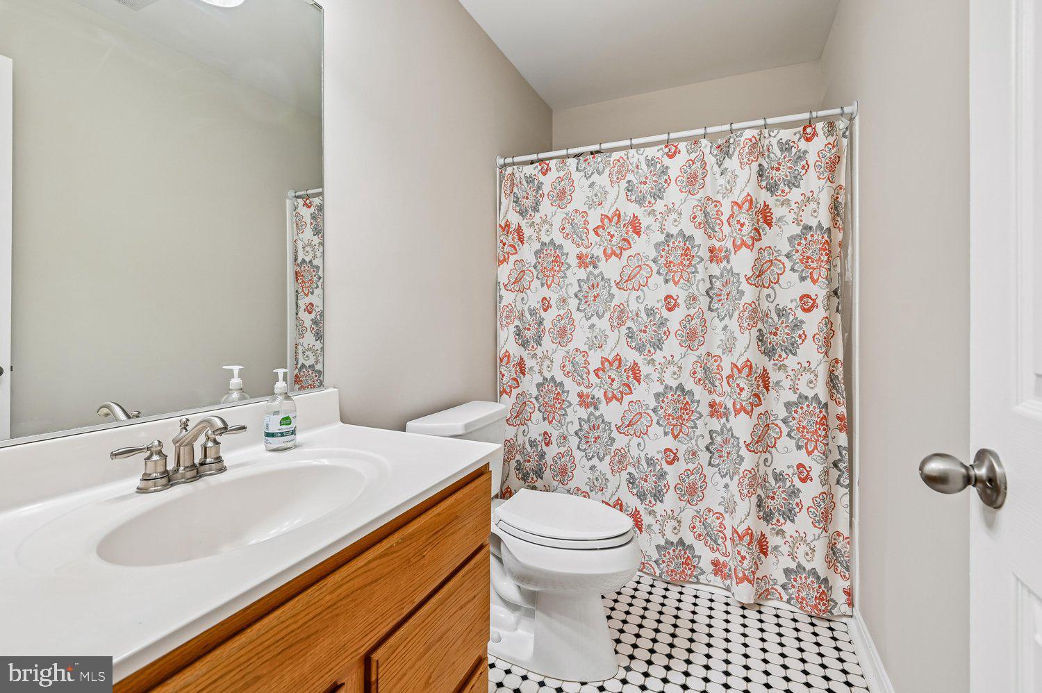 PINEY ORCHARD - Residential