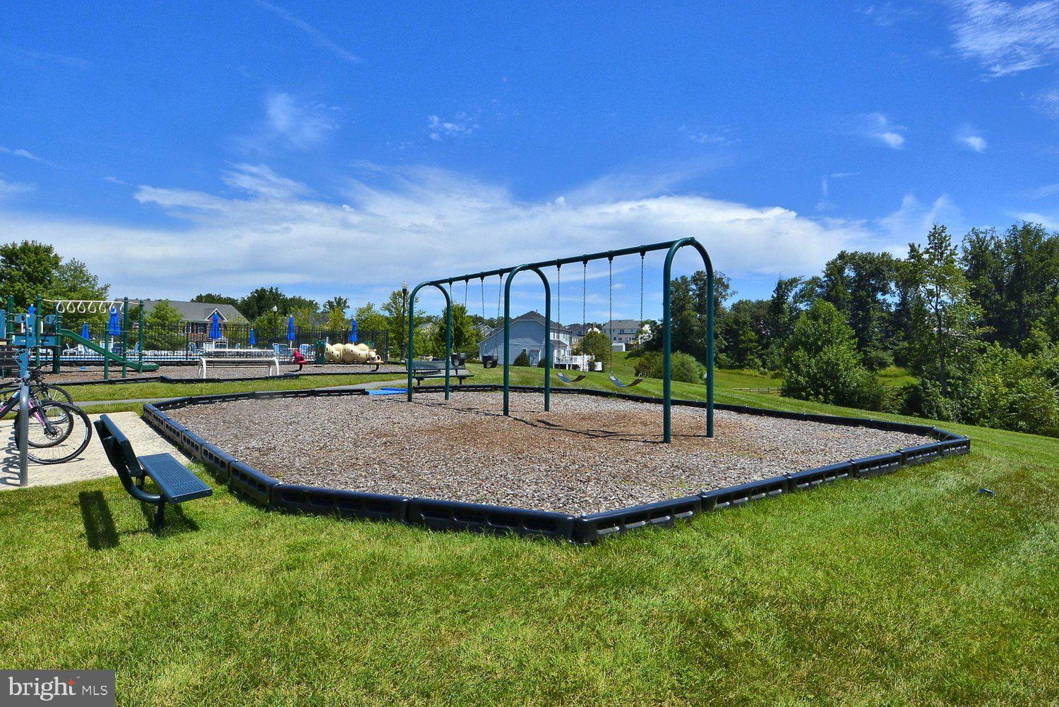 PINEY ORCHARD - Residential