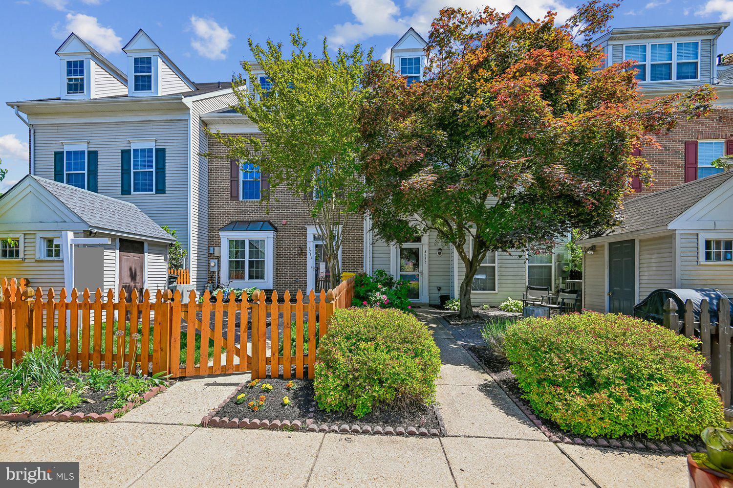 PINEY ORCHARD - Residential