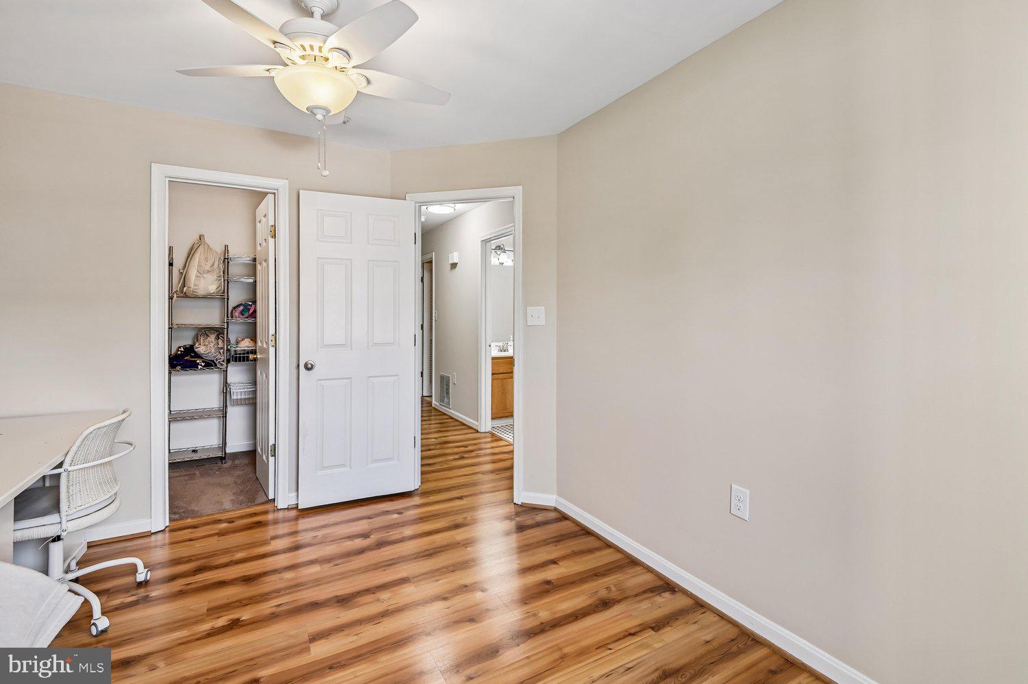 PINEY ORCHARD - Residential