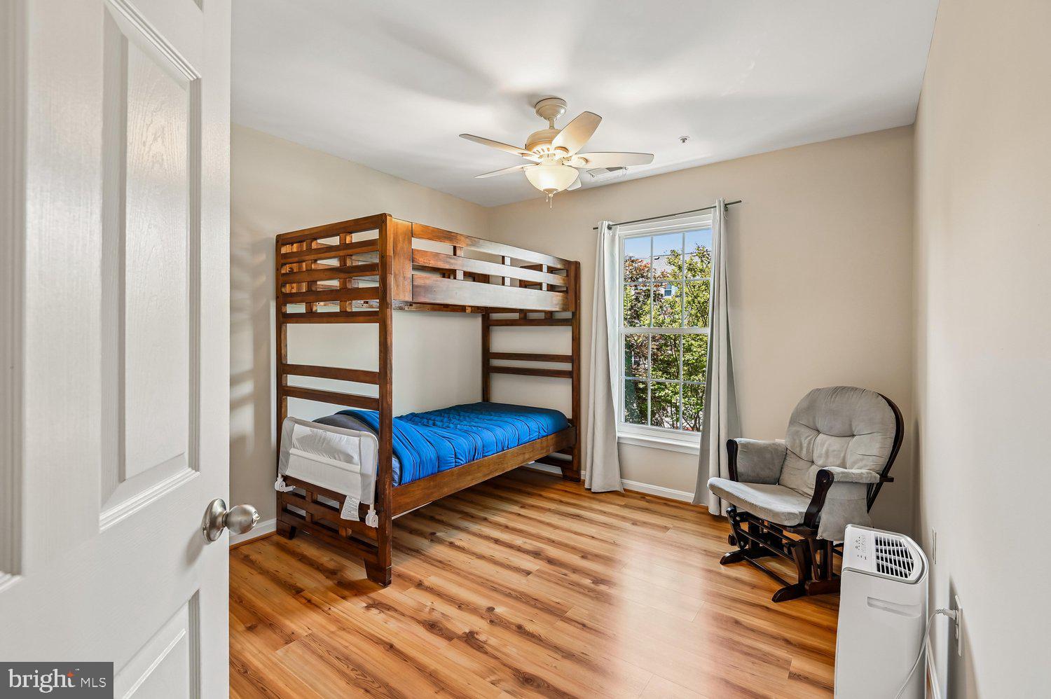 PINEY ORCHARD - Residential