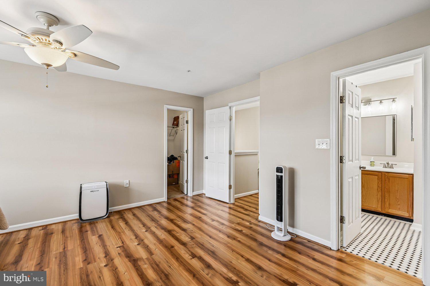 PINEY ORCHARD - Residential