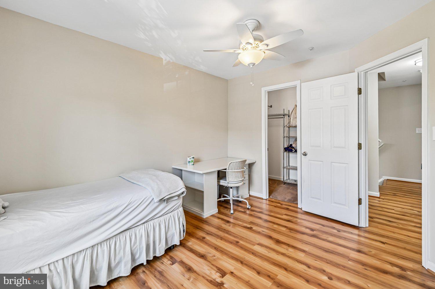 PINEY ORCHARD - Residential