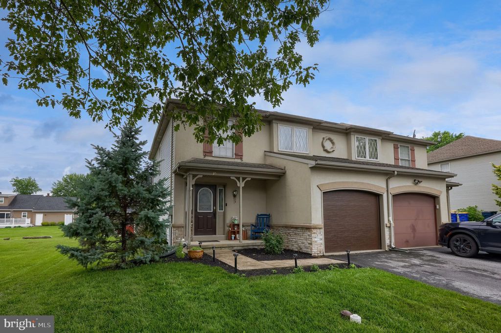 Photo of 35 Eagle Drive, EPHRATA, PA 17522 (MLS # PALA2072288)