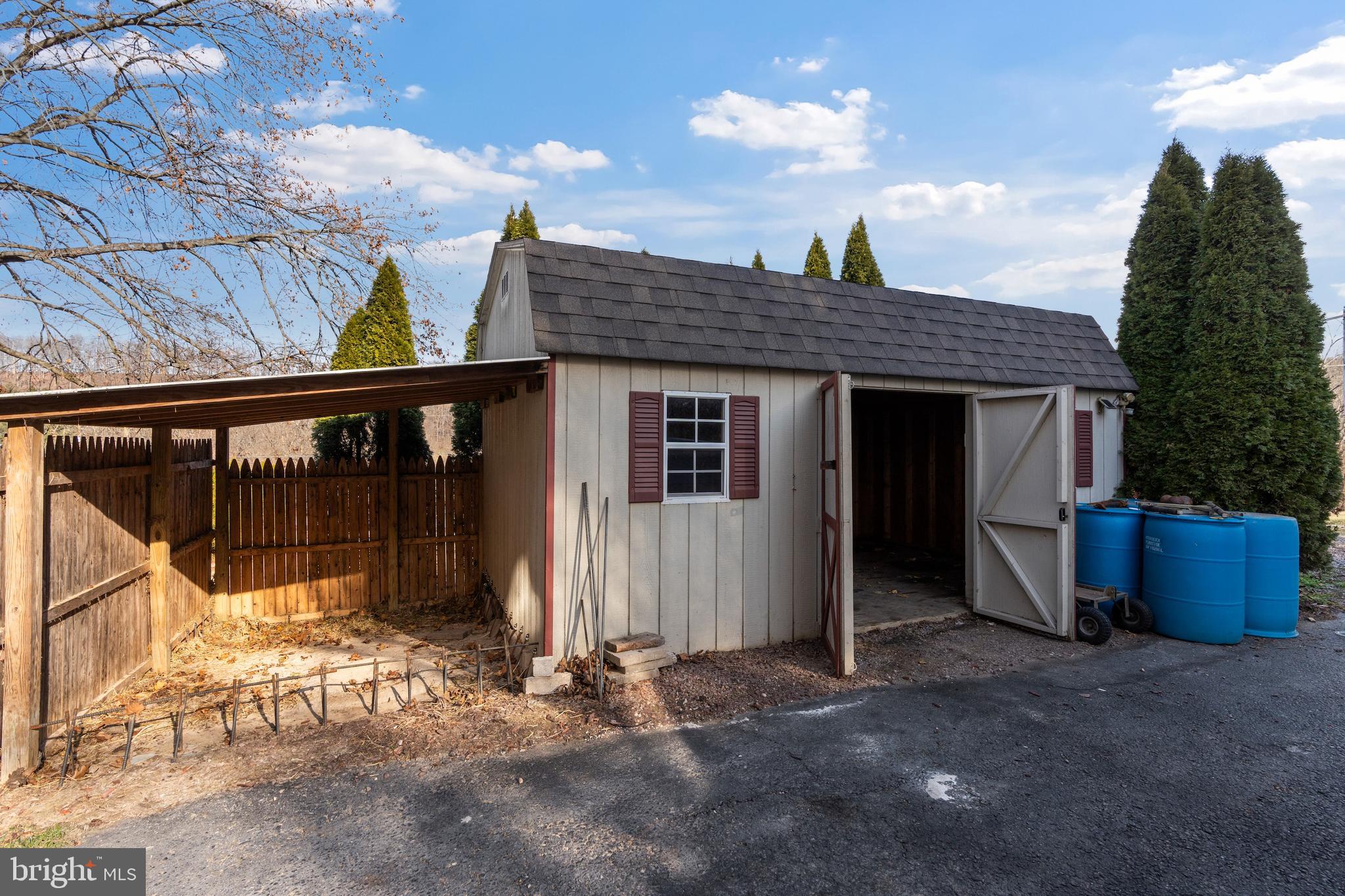 HANOVER JUNCTION - Residential