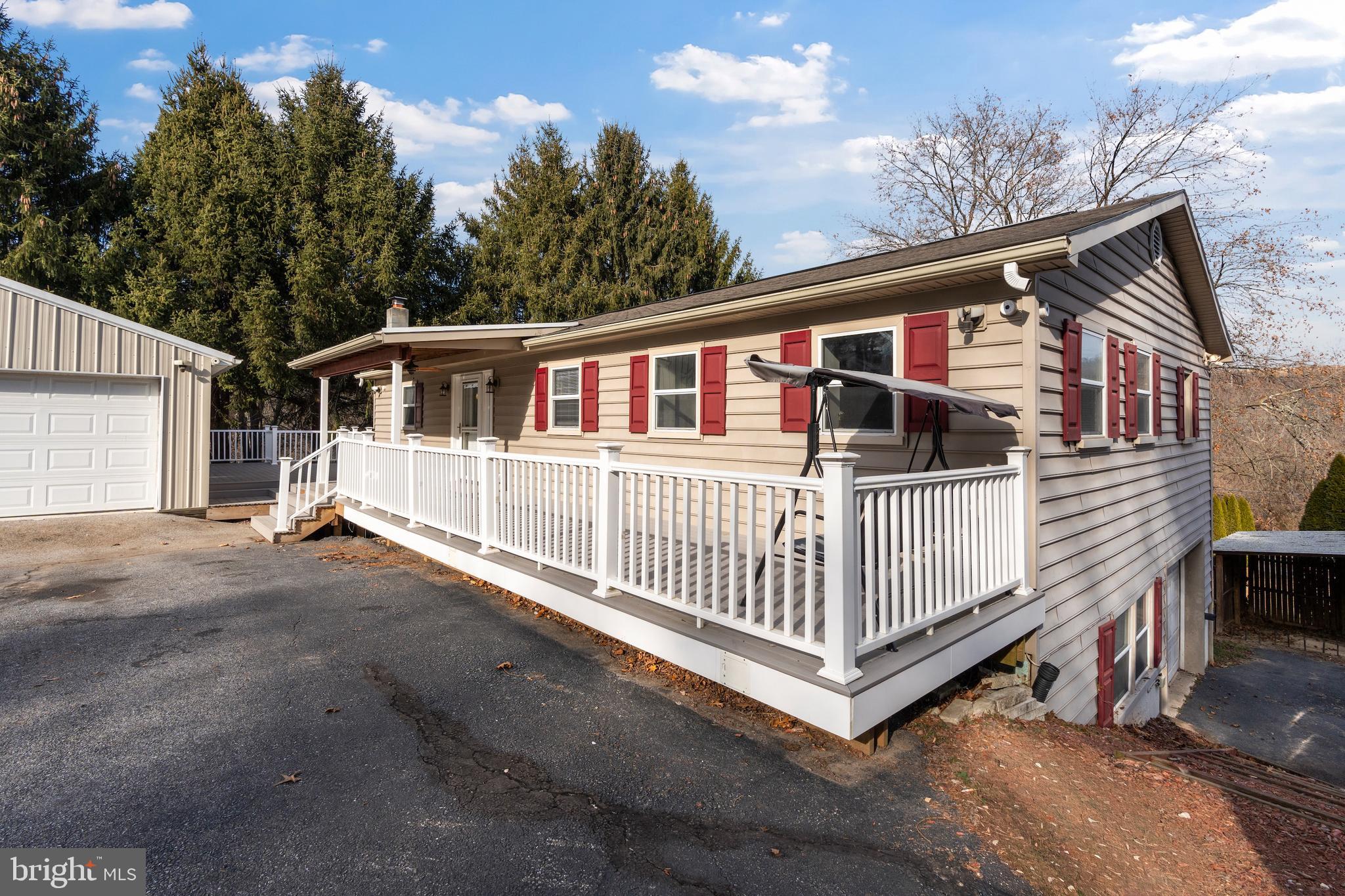 HANOVER JUNCTION - Residential