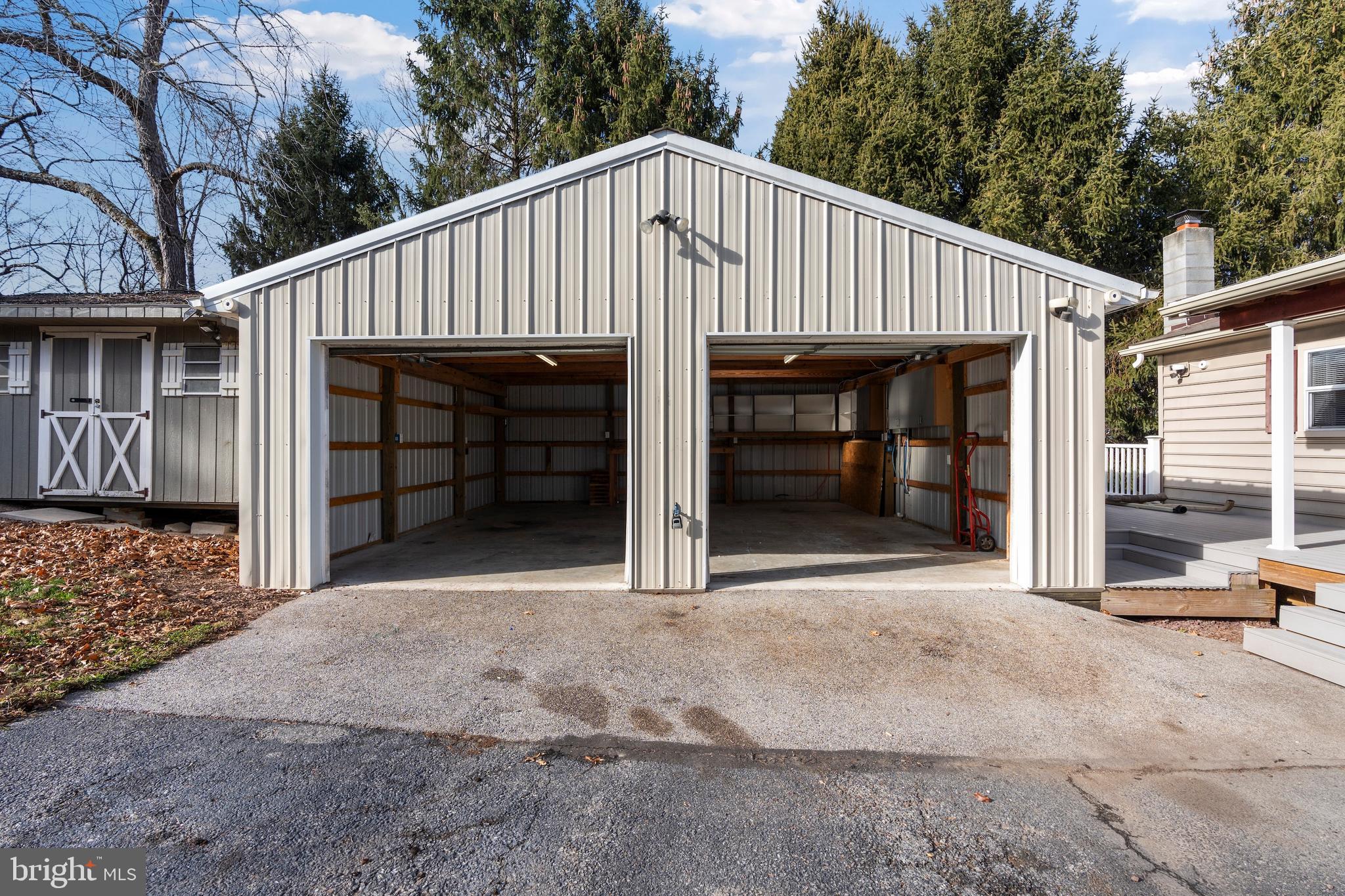 HANOVER JUNCTION - Residential