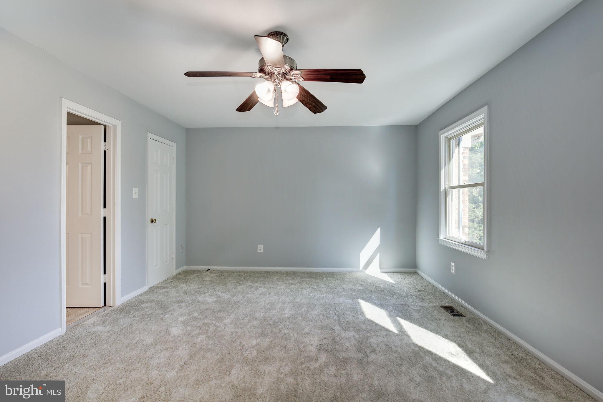 COUNCIL SQUARE - Residential Lease