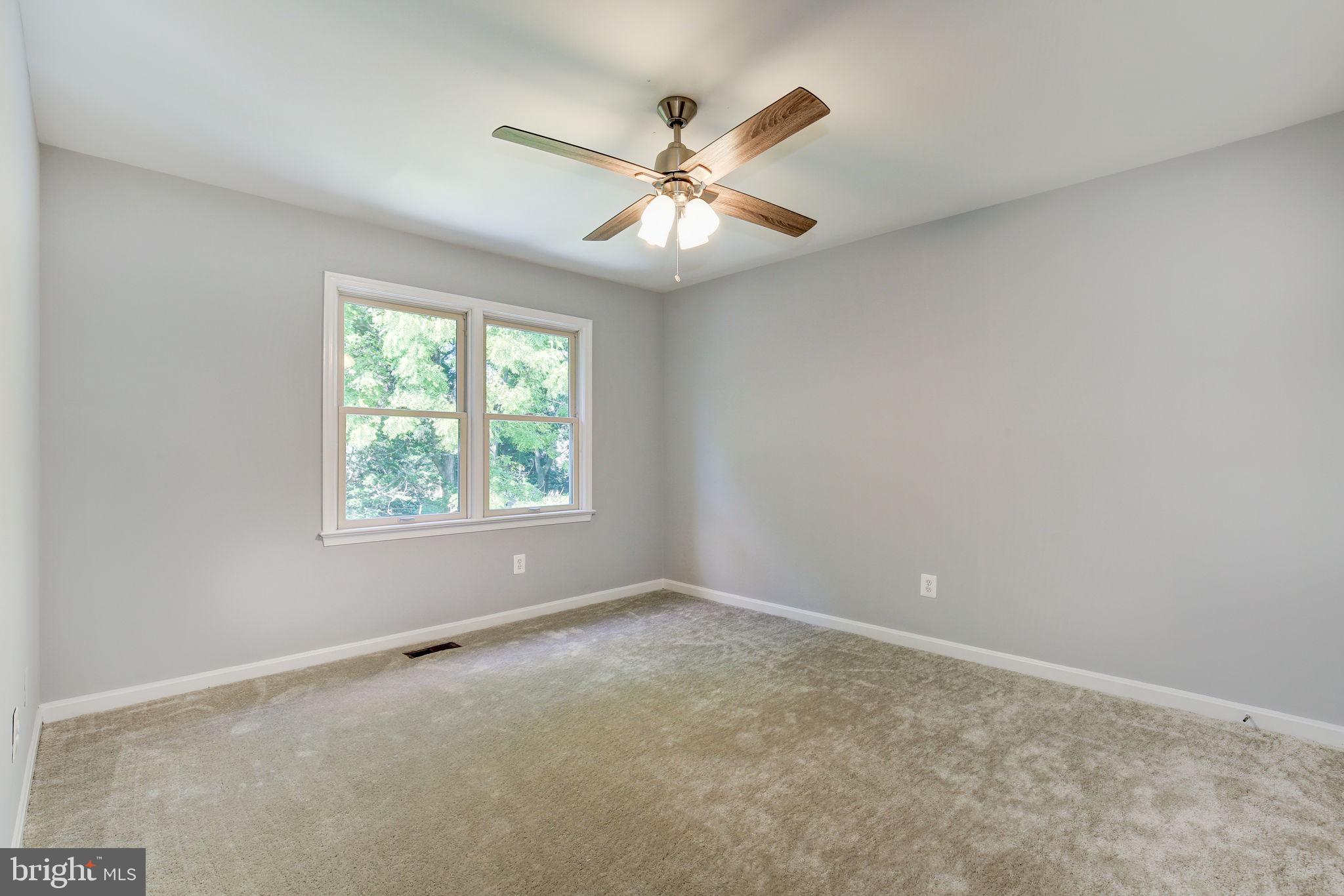 COUNCIL SQUARE - Residential Lease