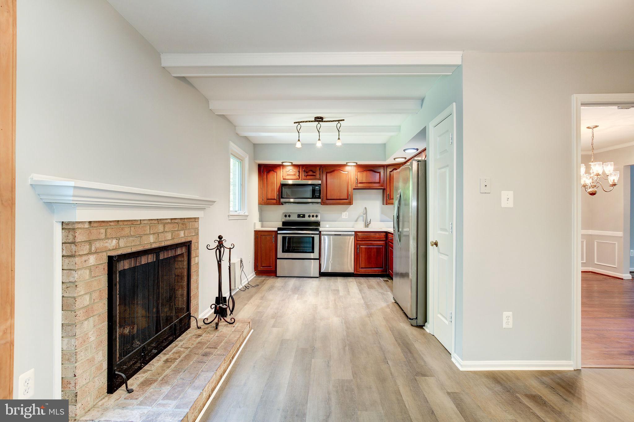 COUNCIL SQUARE - Residential Lease