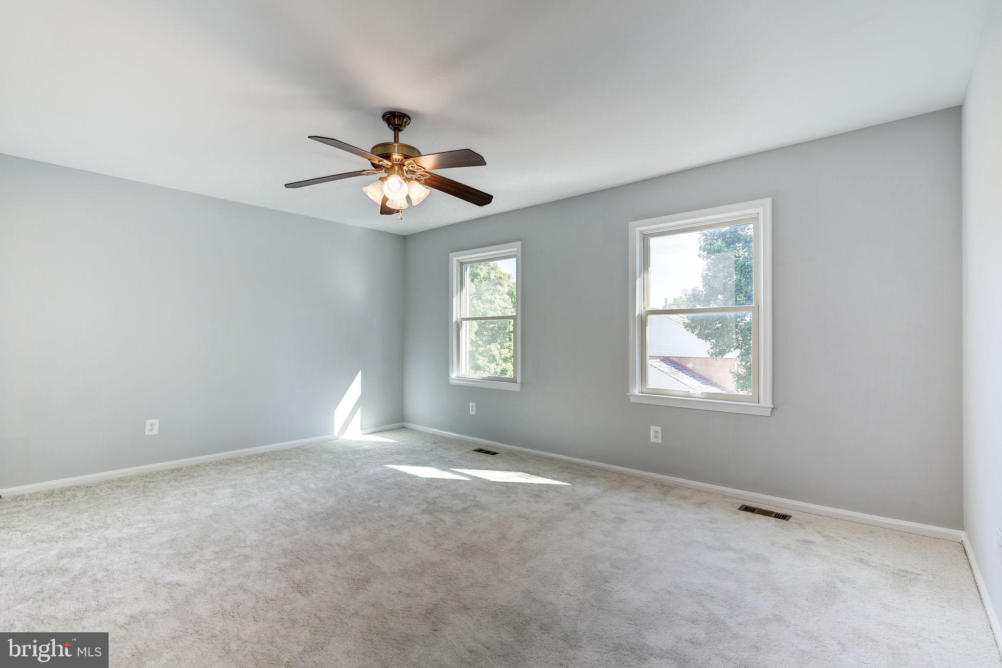 COUNCIL SQUARE - Residential Lease