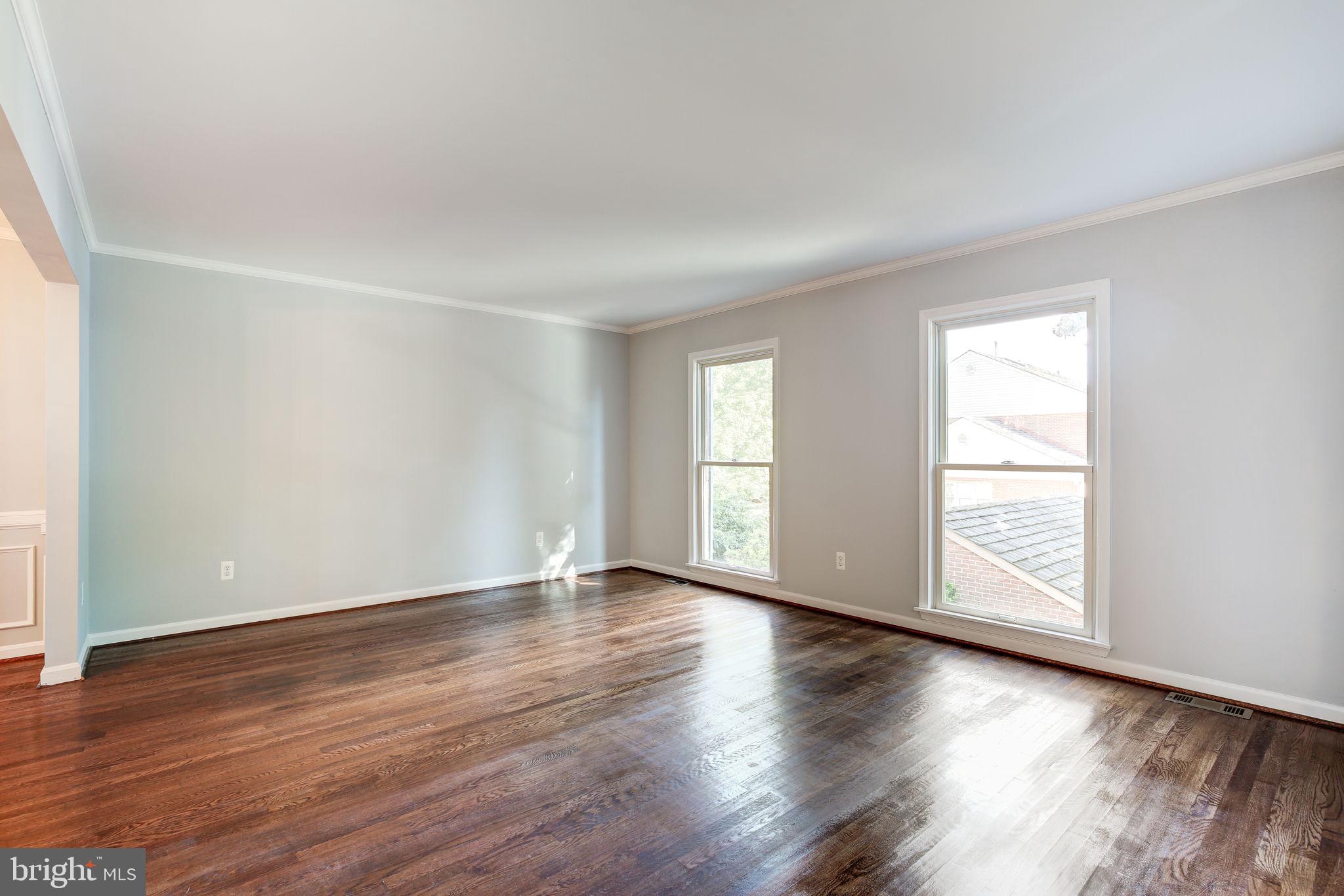 COUNCIL SQUARE - Residential Lease