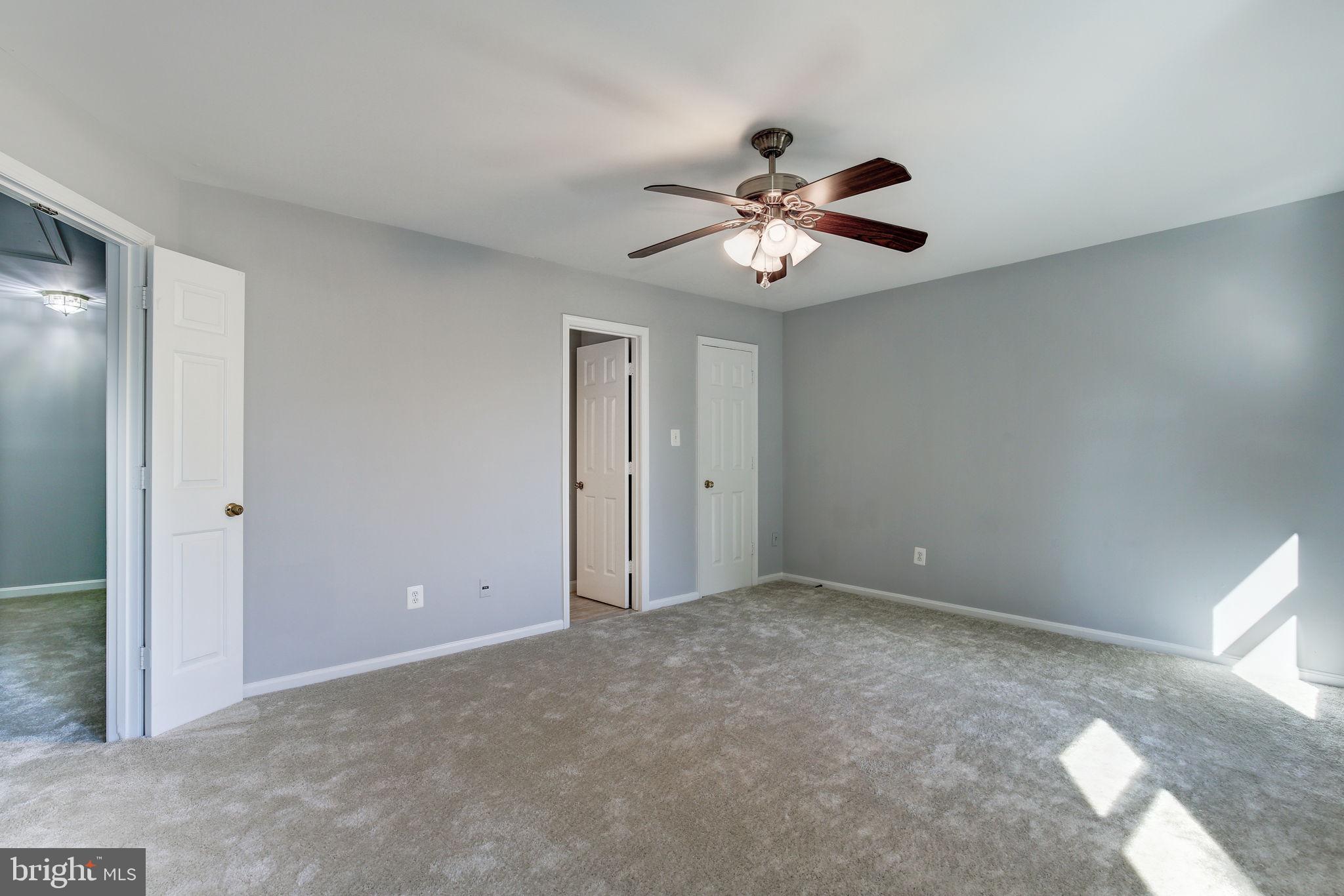 COUNCIL SQUARE - Residential Lease