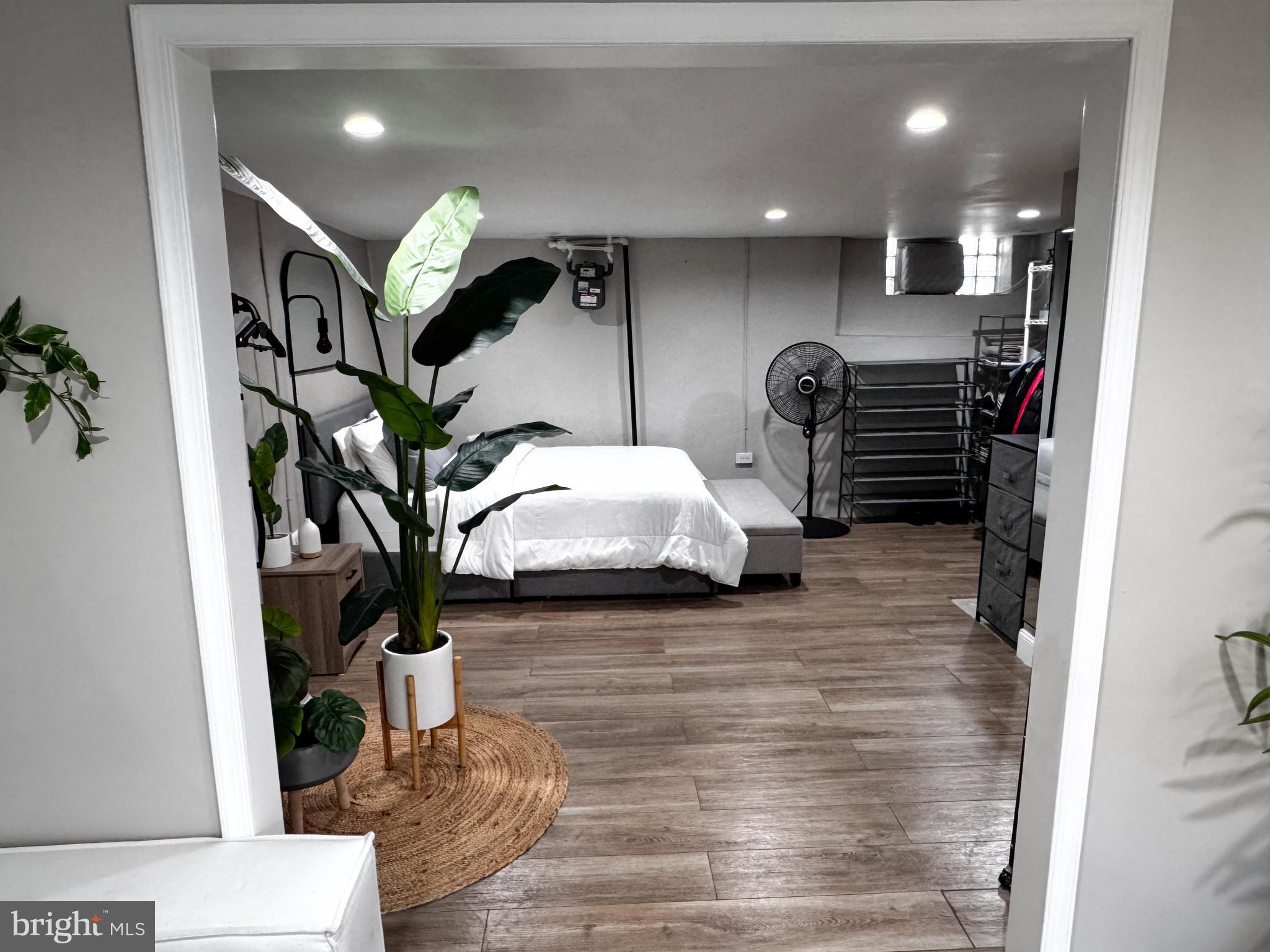 TACONY - Residential