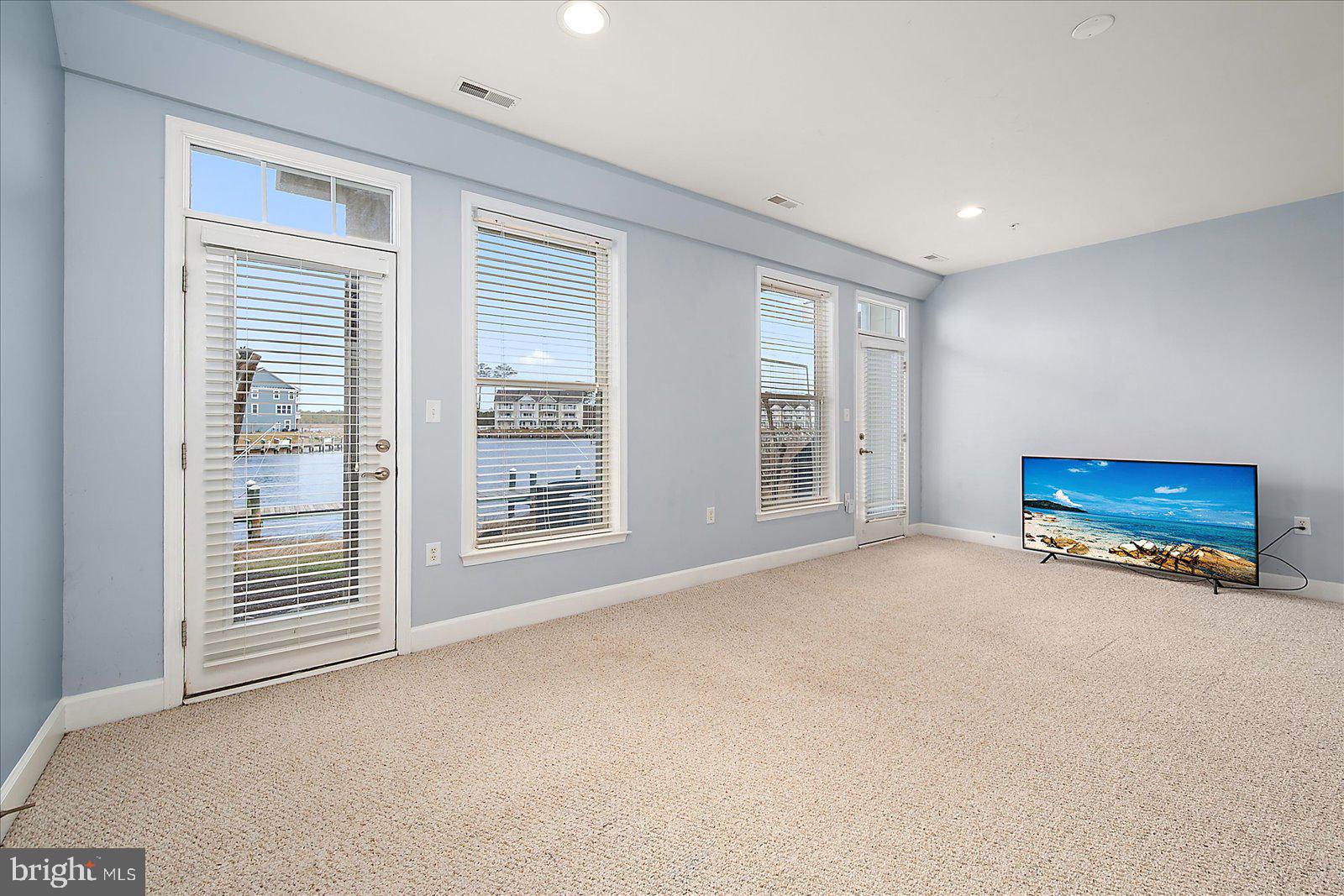 GLEN RIDDLE - Residential