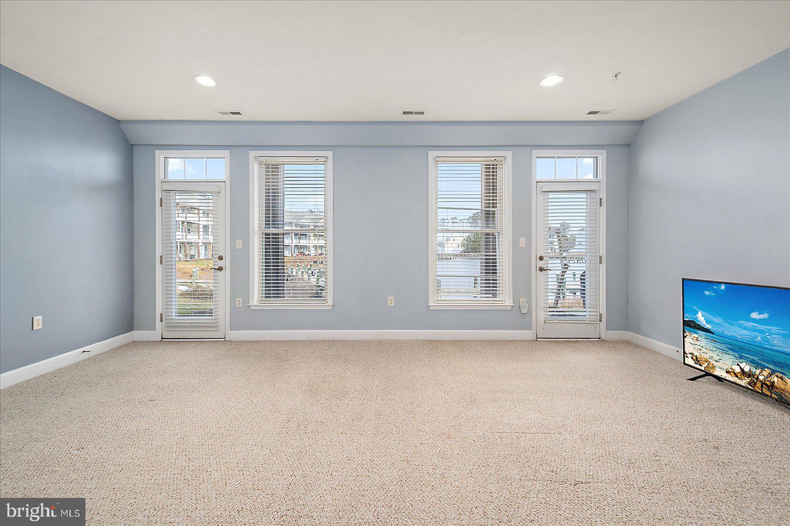 GLEN RIDDLE - Residential