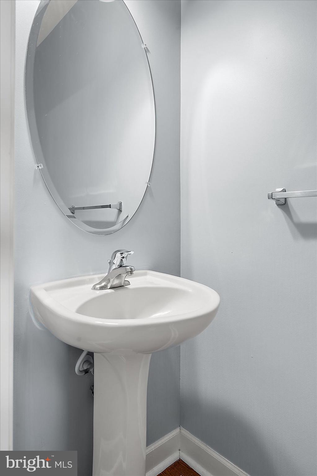 GLEN RIDDLE - Residential