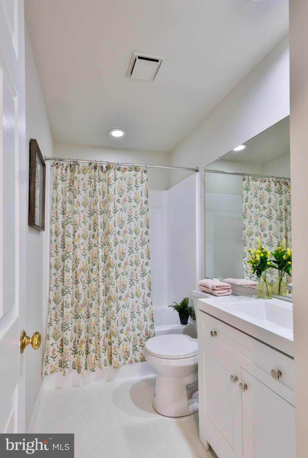 MOORINGS ON THE MAGOTHY - Residential