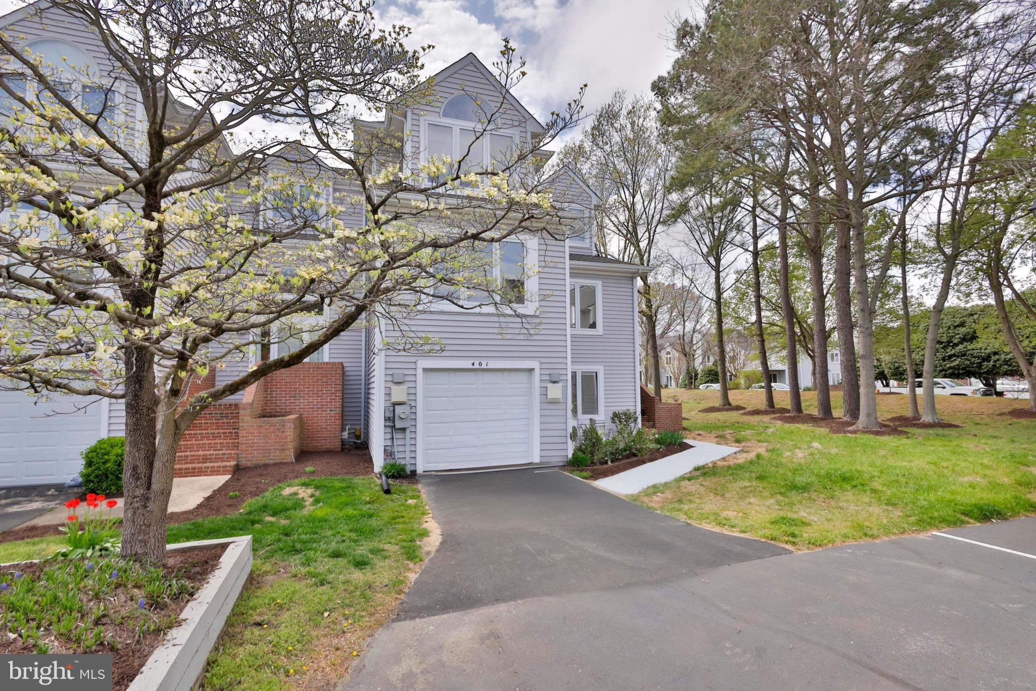 MOORINGS ON THE MAGOTHY - Residential