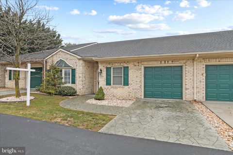 Condo For Sale - 13145 Little Hayden Circle<br/> HAGERSTOWN, MD 21742