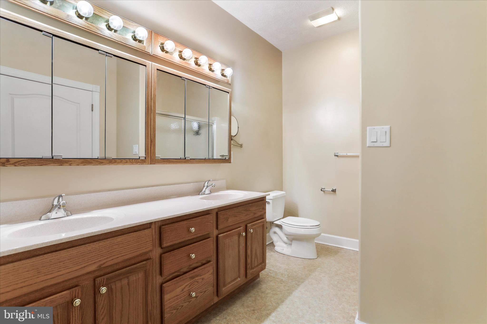 CORTLAND MANOR - Residential