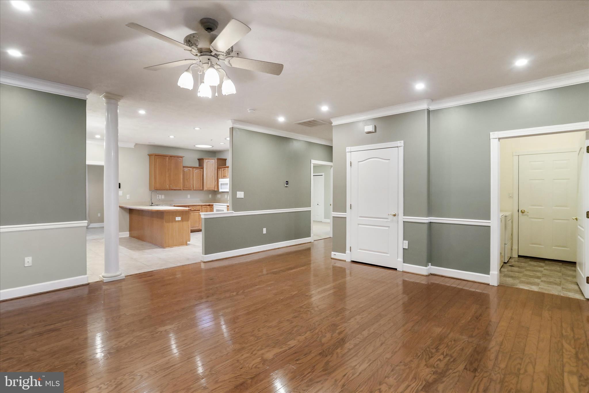 CORTLAND MANOR - Residential