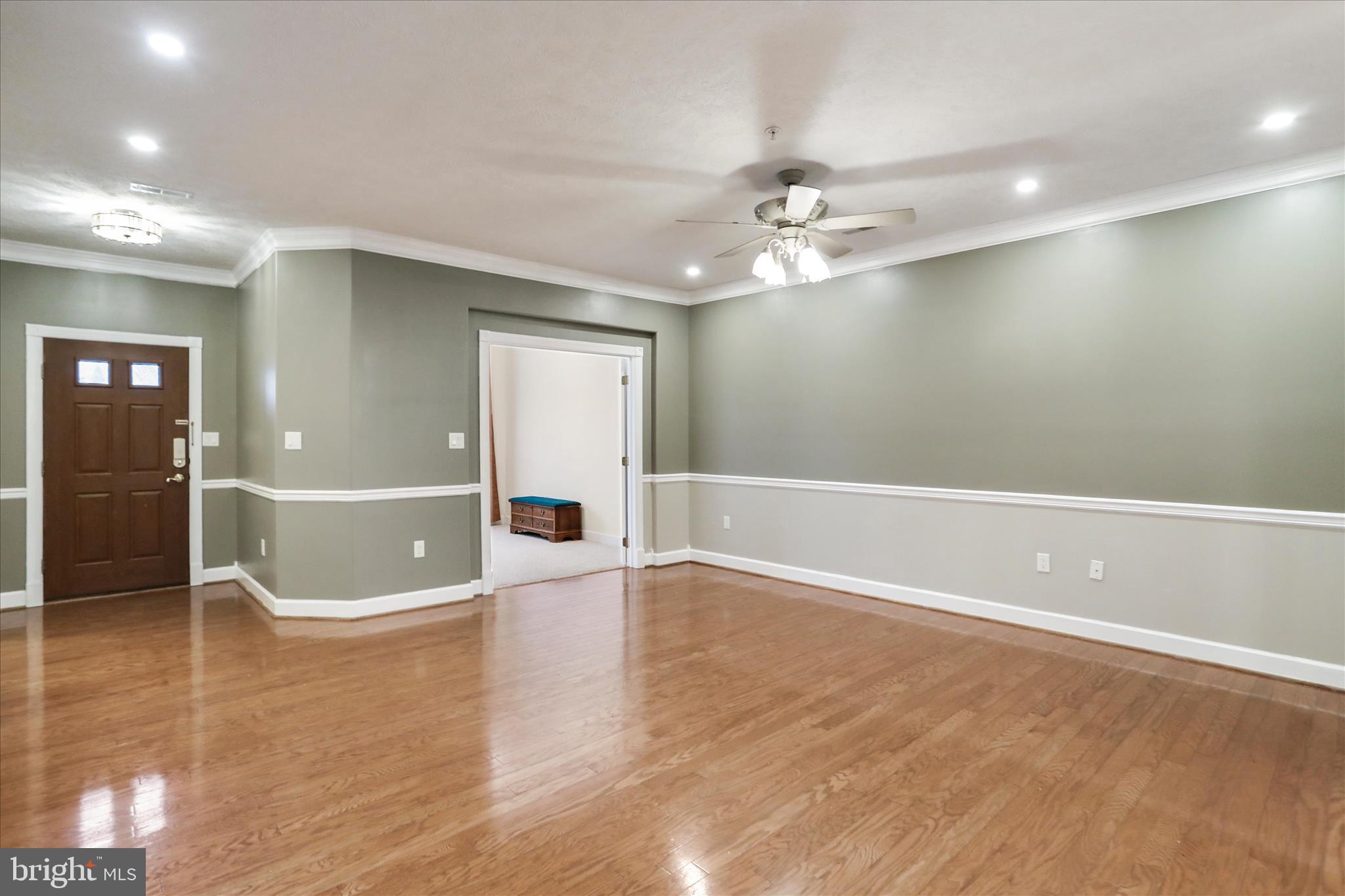 CORTLAND MANOR - Residential