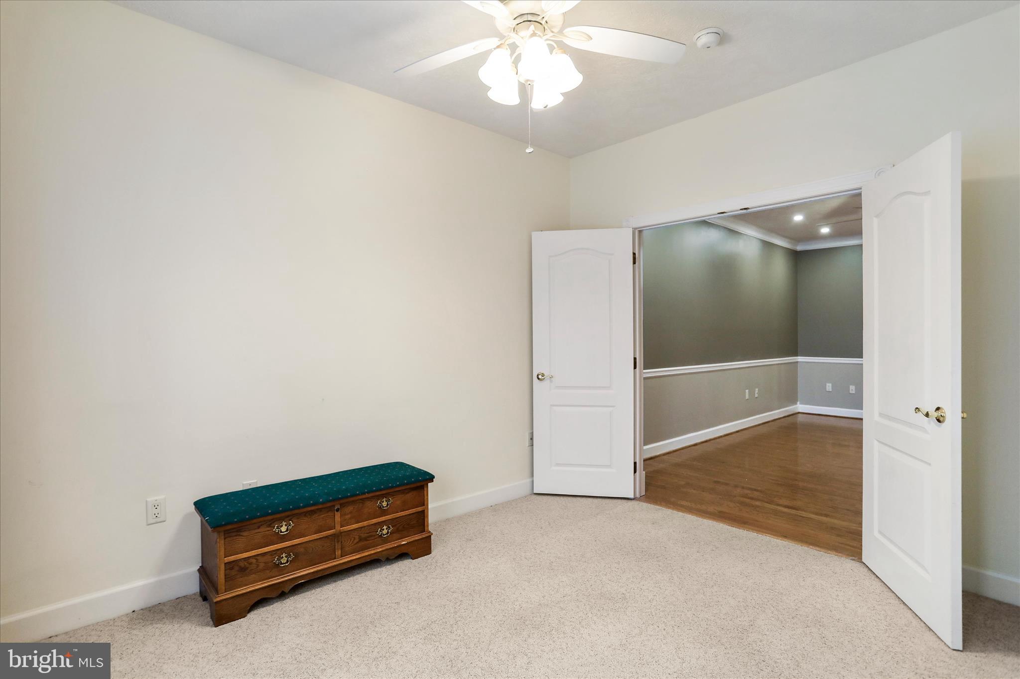 CORTLAND MANOR - Residential