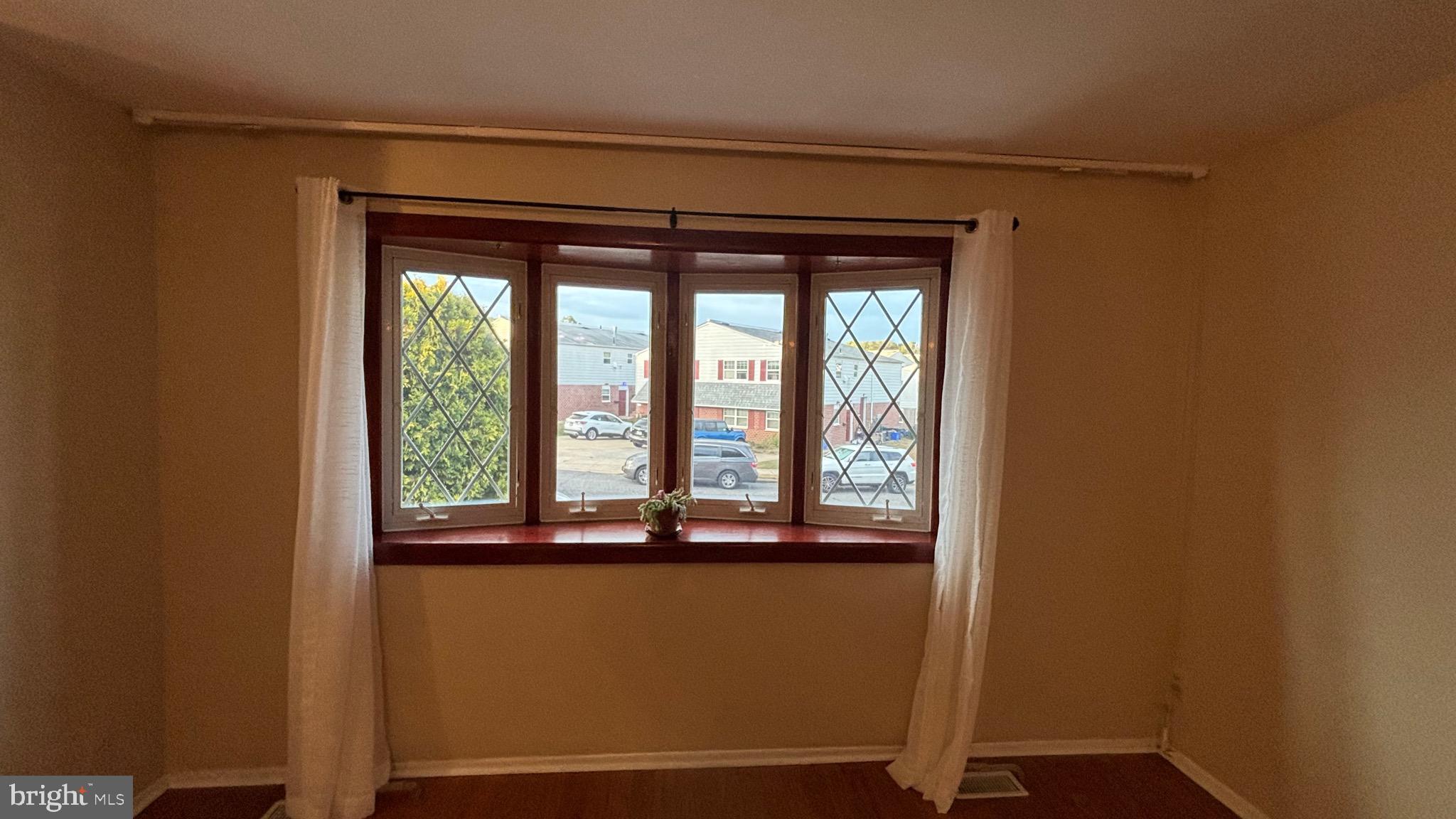 PINE VALLEY - Residential