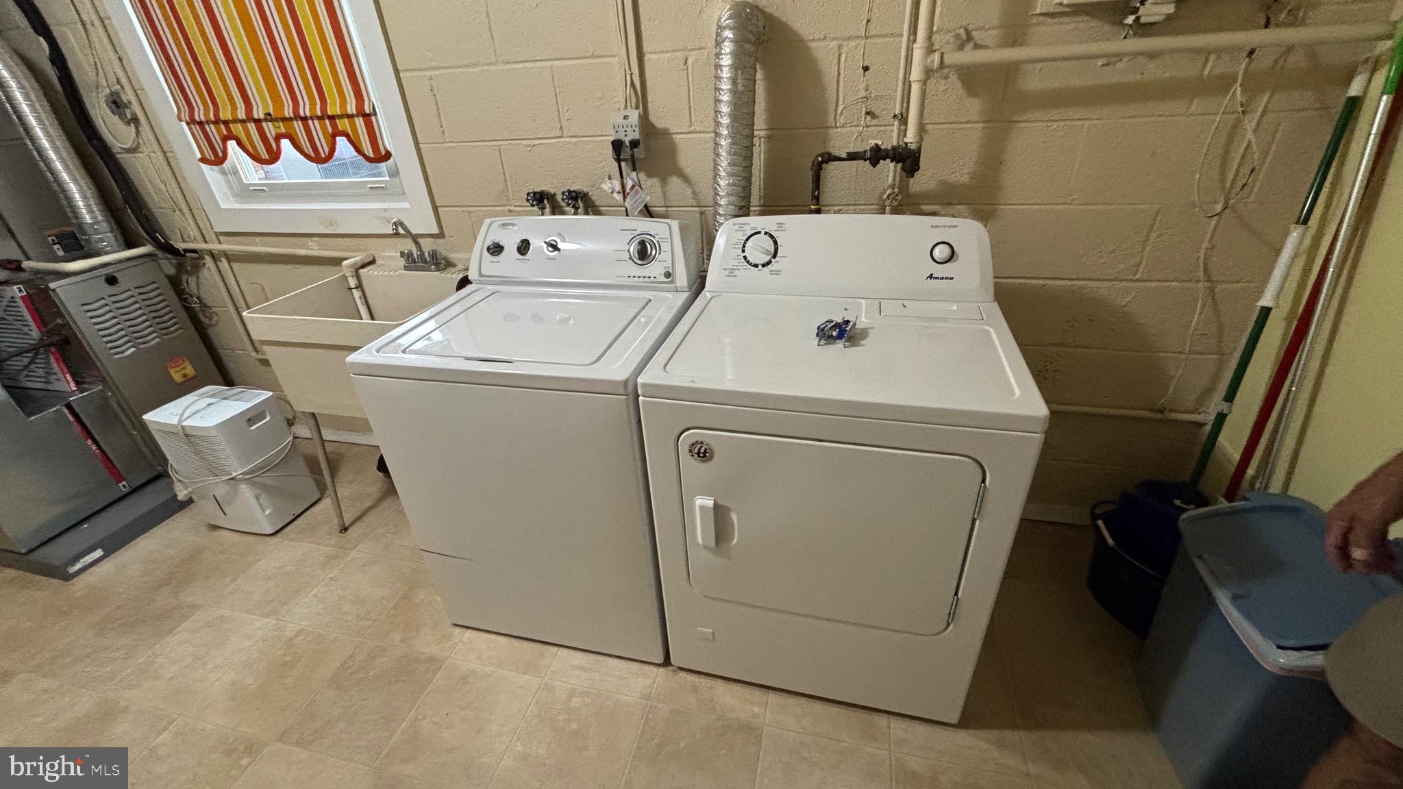 PINE VALLEY - Residential