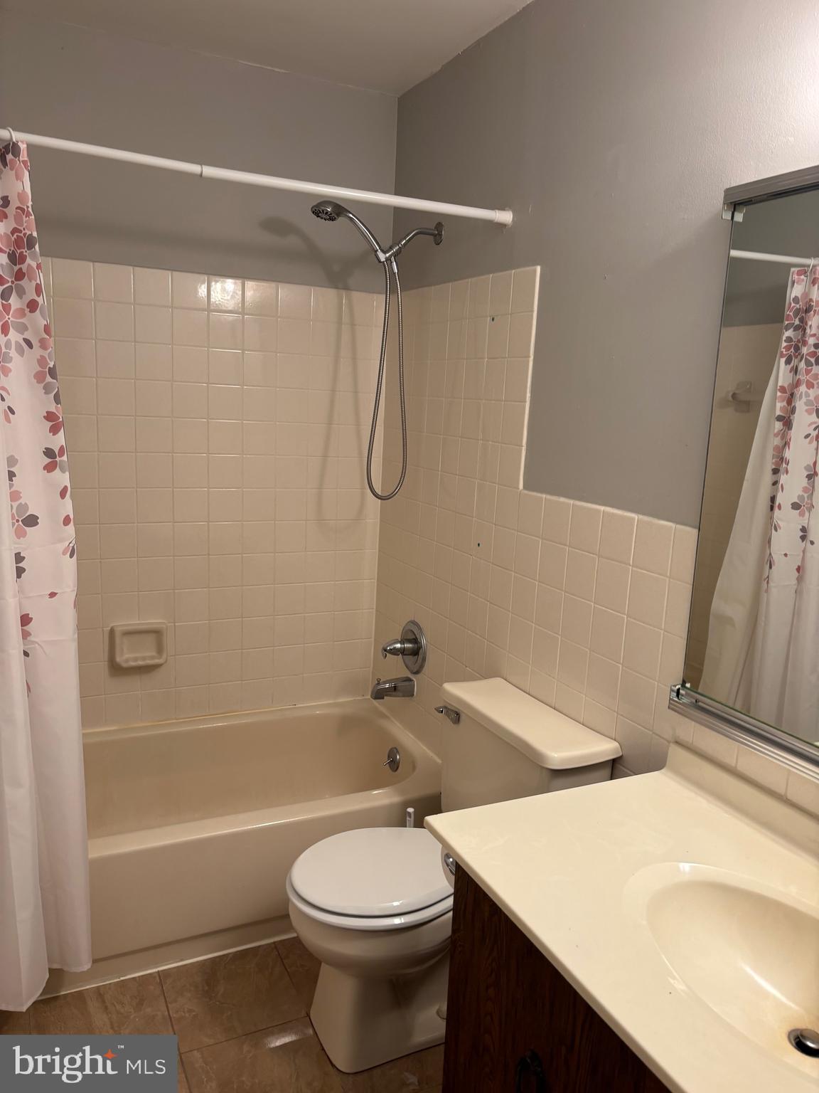 PINE VALLEY - Residential