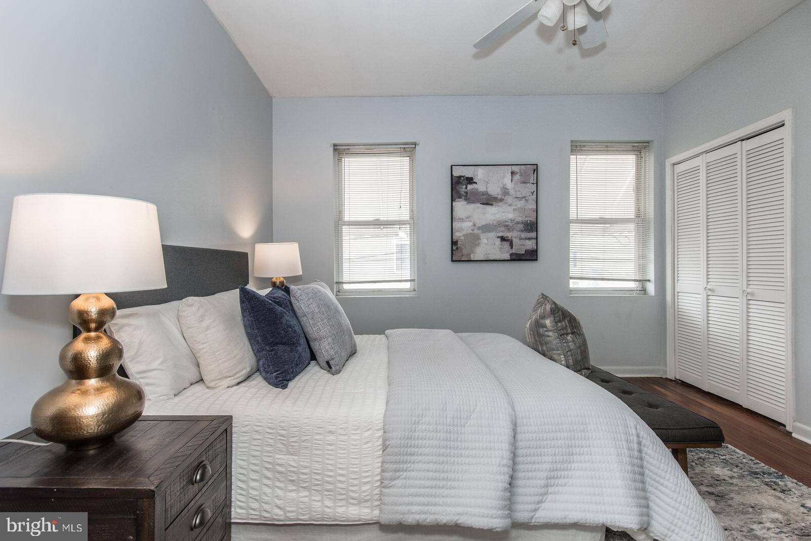 PORT RICHMOND - Residential