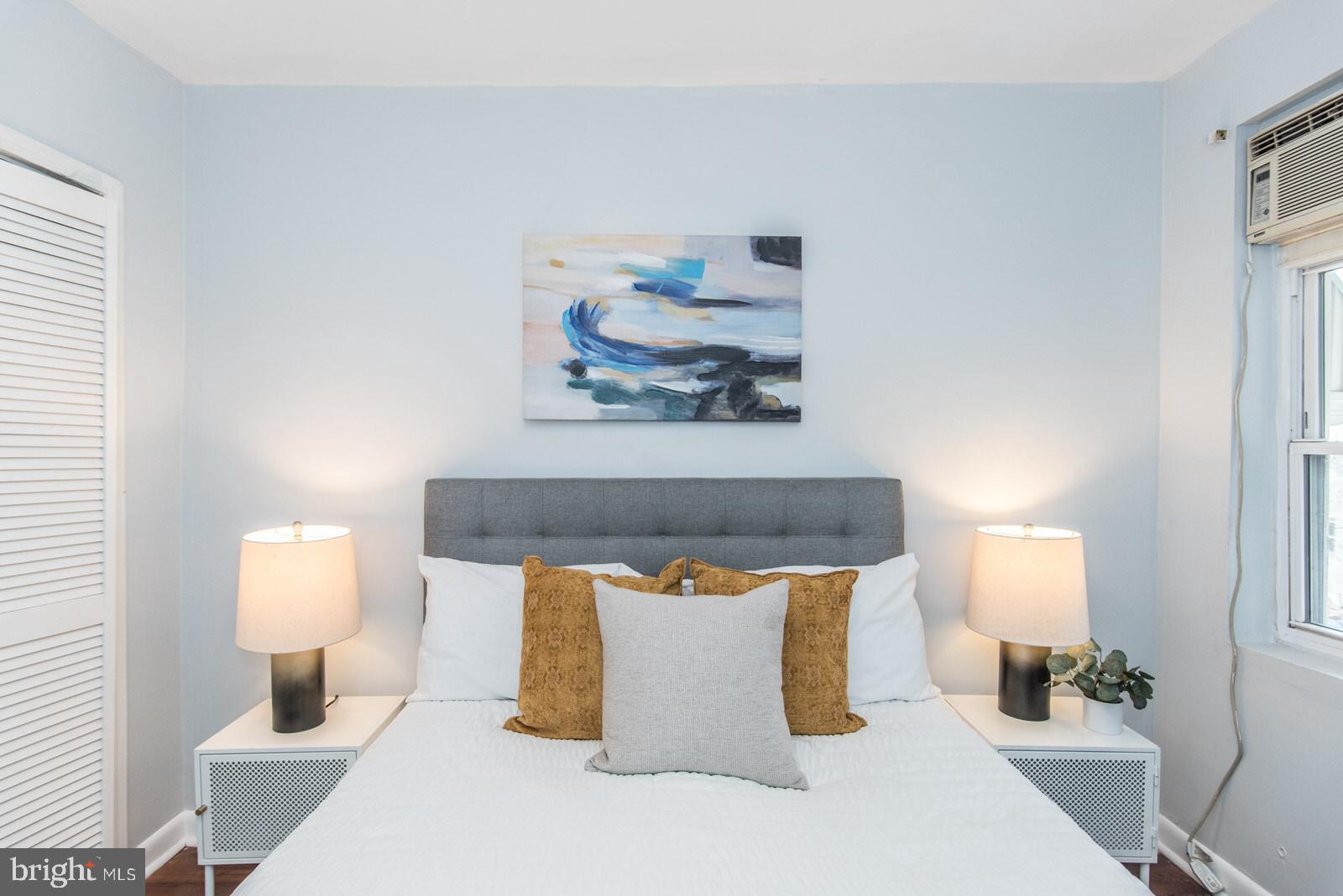 PORT RICHMOND - Residential