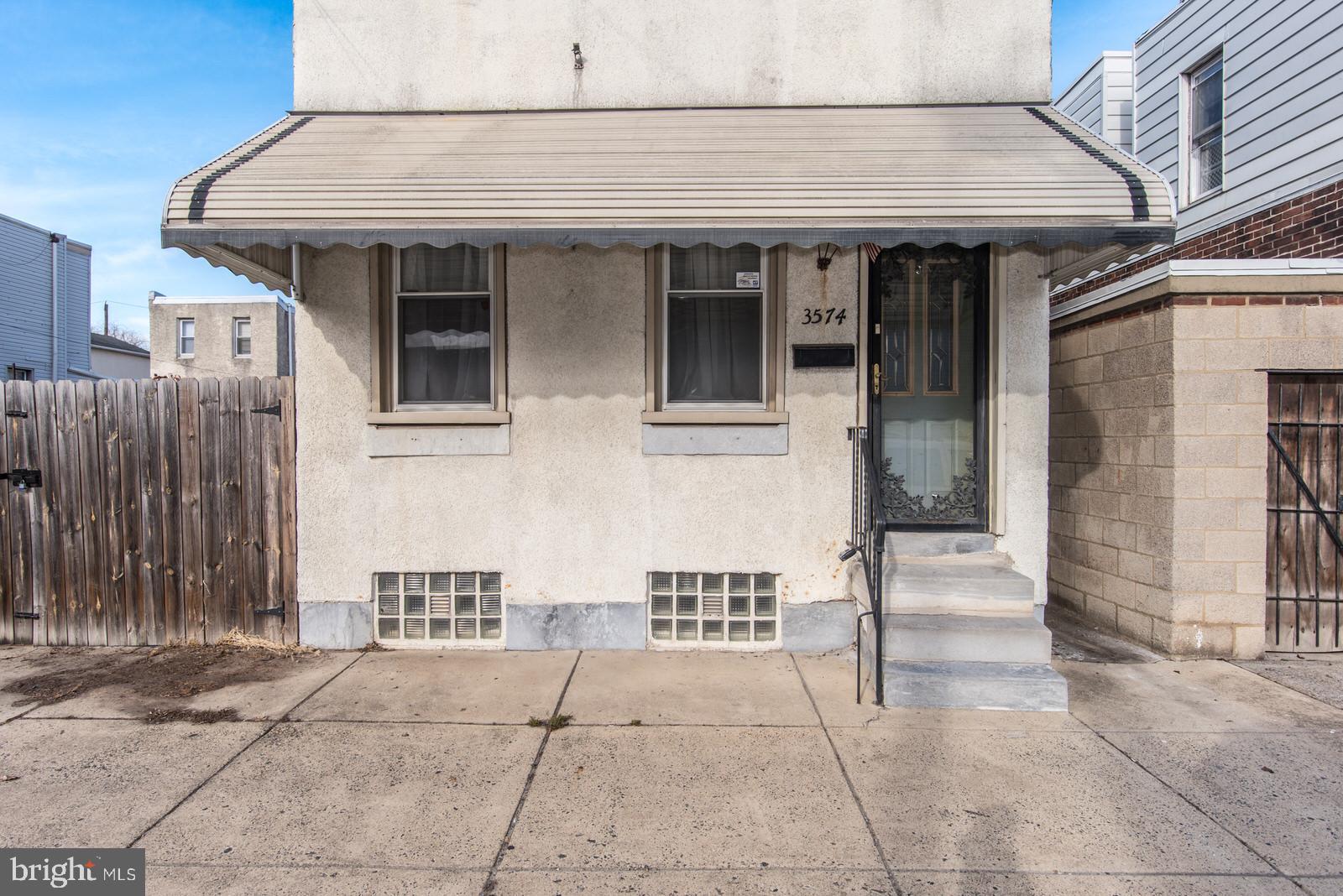 PORT RICHMOND - Residential