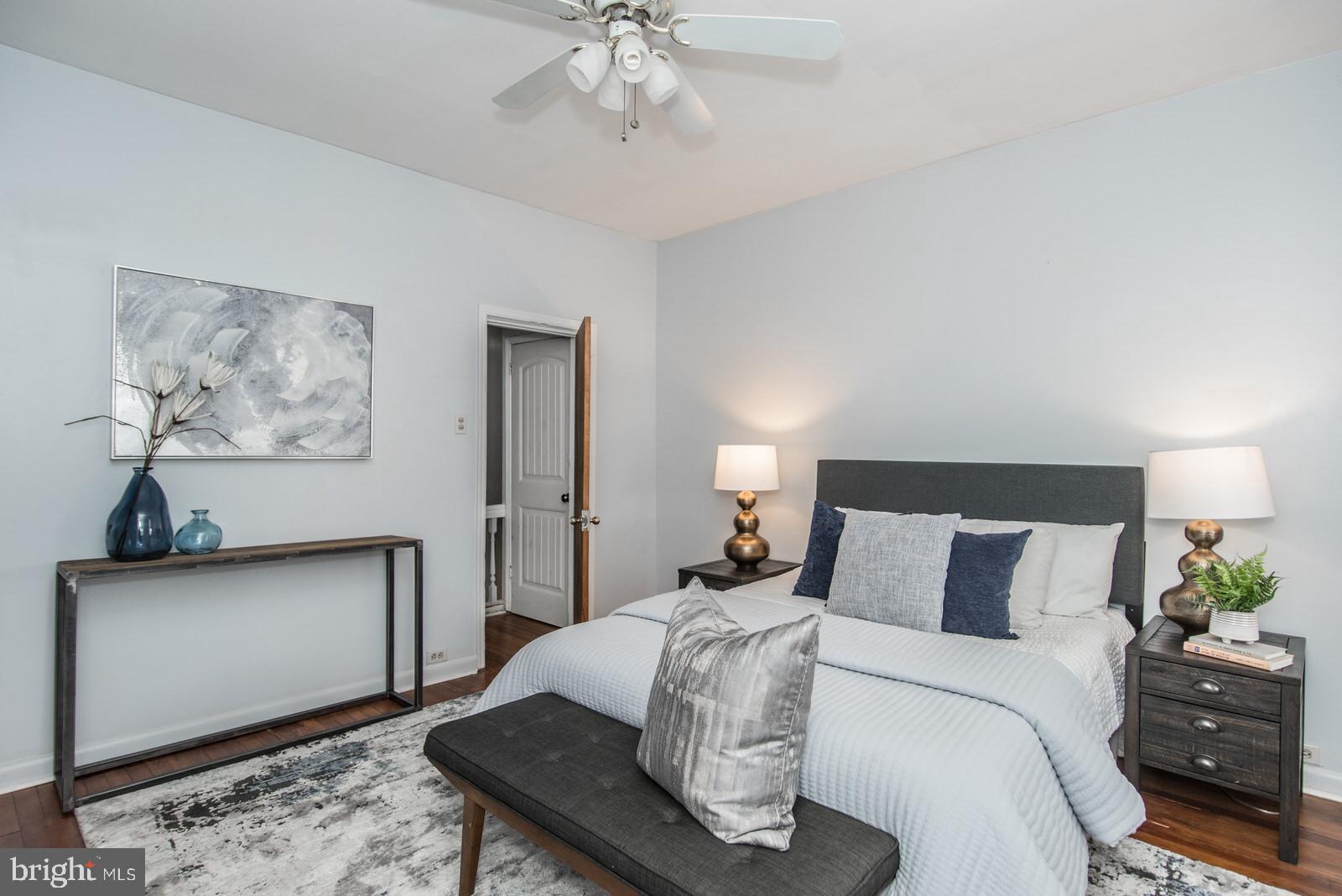 PORT RICHMOND - Residential