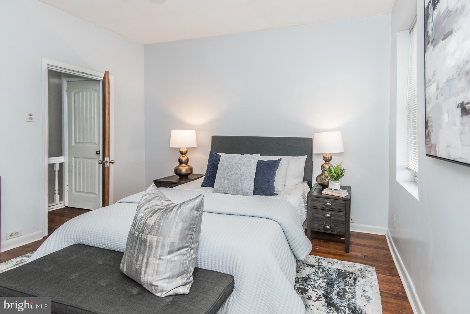 PORT RICHMOND - Residential