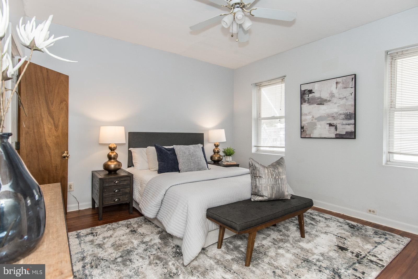 PORT RICHMOND - Residential