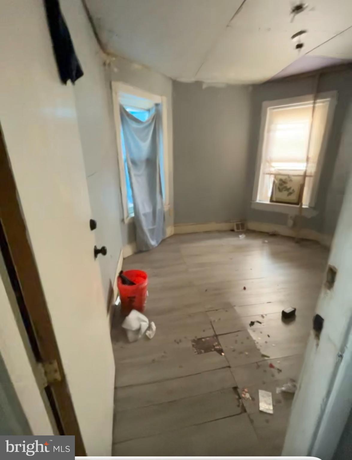 WEST PHILADELPHIA - Residential